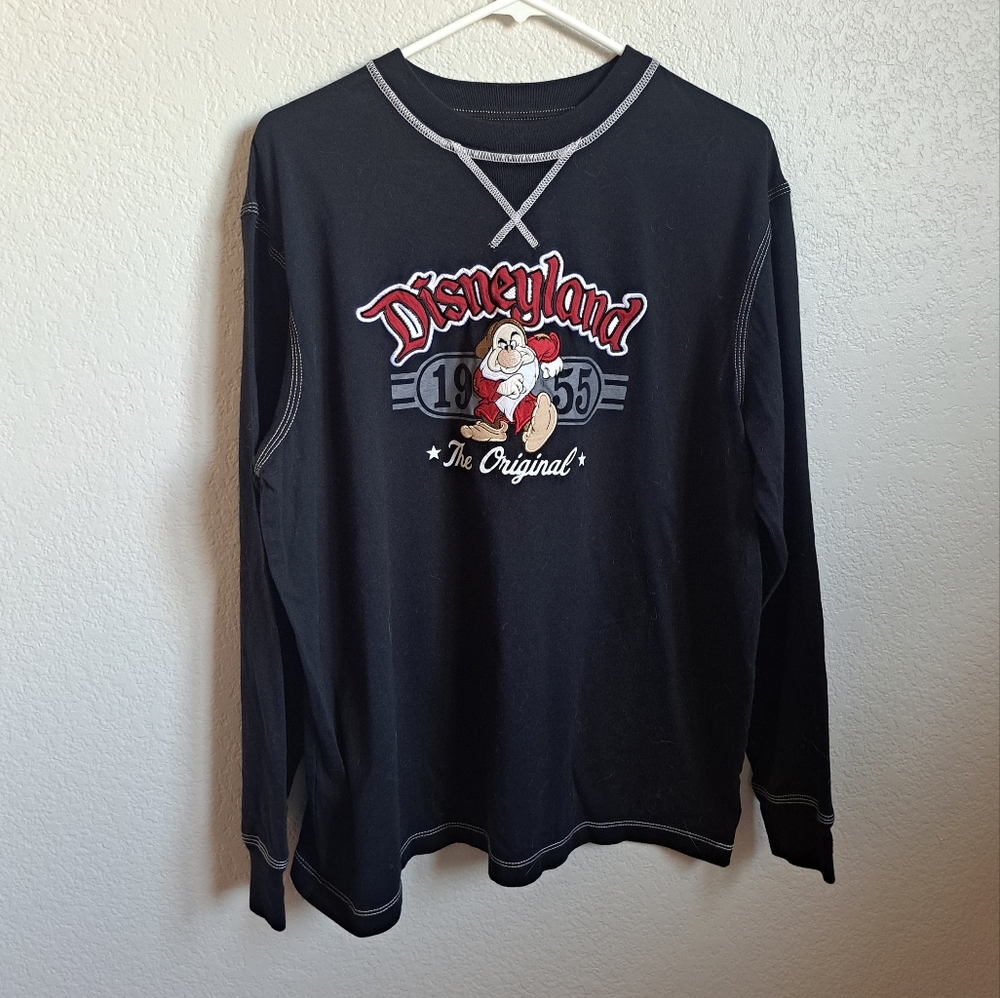 Disney Parks Mens Snow White Dwarf Grumpy Longsleeve Tee Size Large